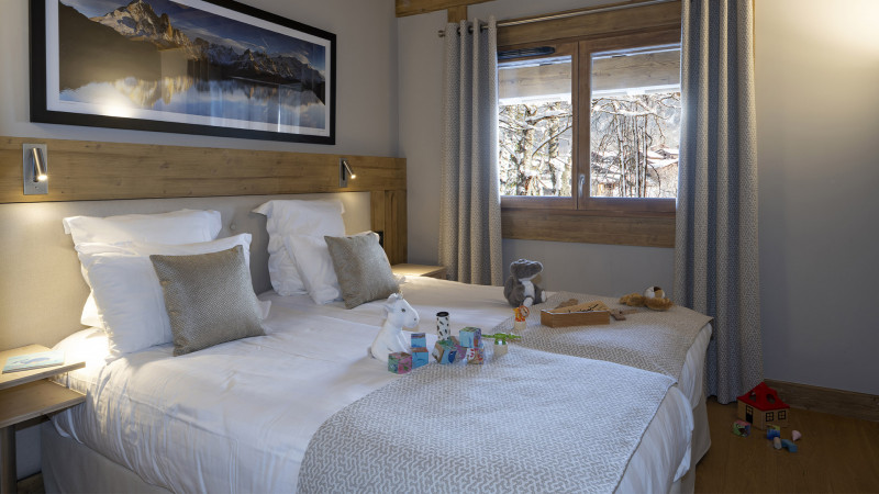 chambre-enfant-appartement-residence-chalets-elena-mgm-hotels-residences-19786-136