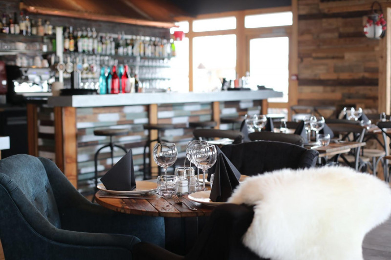 club-le-coeur-des-loges-les-menuires-bar-776097