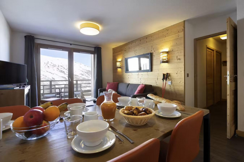 coeur-des-loges-menuires-s6-dining-461418