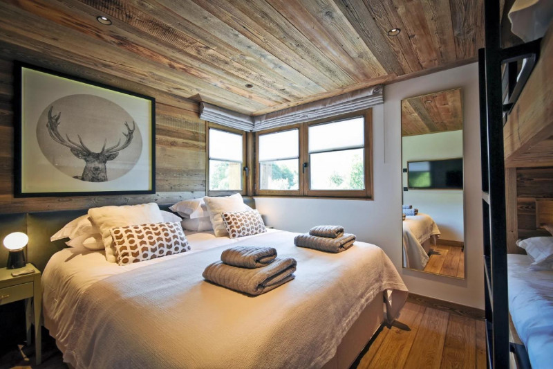 d35e8a6f-399a-4bd1-b514-c23ba8c69584-1451045