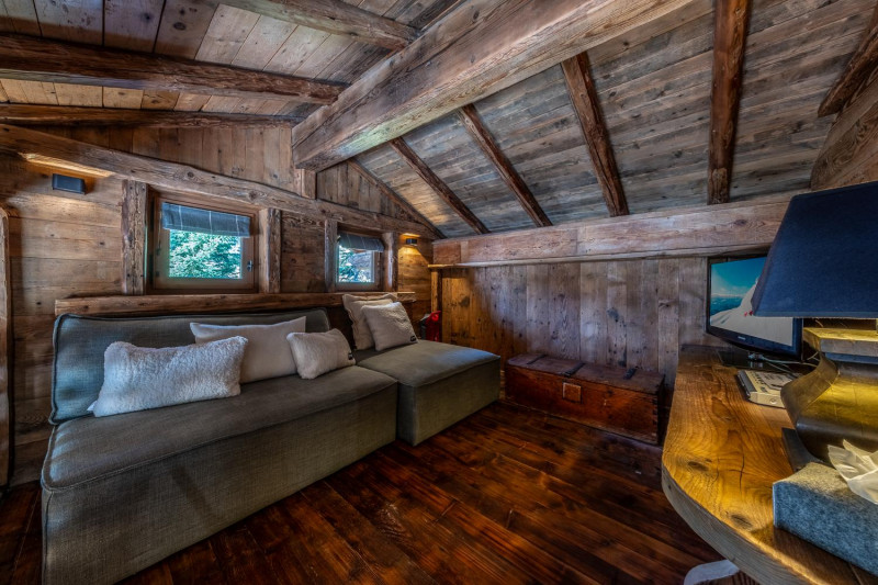 d64b2a33-58e4-4a62-b982-a1b16f242370-1451286 d64b2a33-58e4-4a62-b982-a1b16f242370-1451286