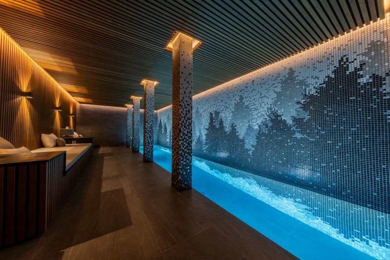 e726721b-87a3-4747-9278-25535250a20d-1451359