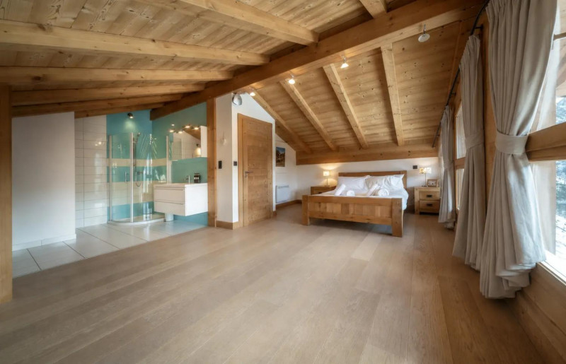 elevation-alps-chalet-sunnyside-bedroom-1-curtains-1465916