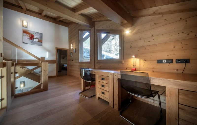 elevation-alps-chalet-sunnyside-mezzanine-home-office-1465926