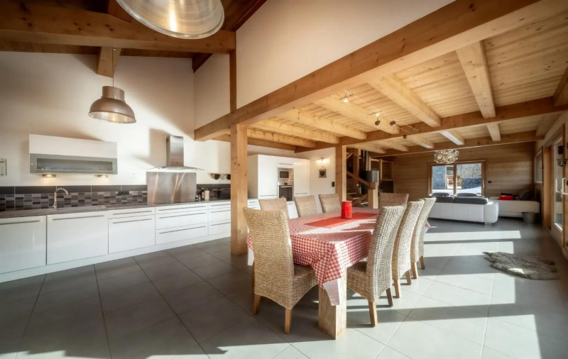 elevation-alps-chalet-sunnyside-open-plan-dining-and-living-space-1465927