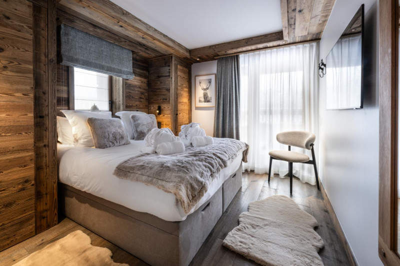 falcon-meribel-philippe-gal-c21-012-753251