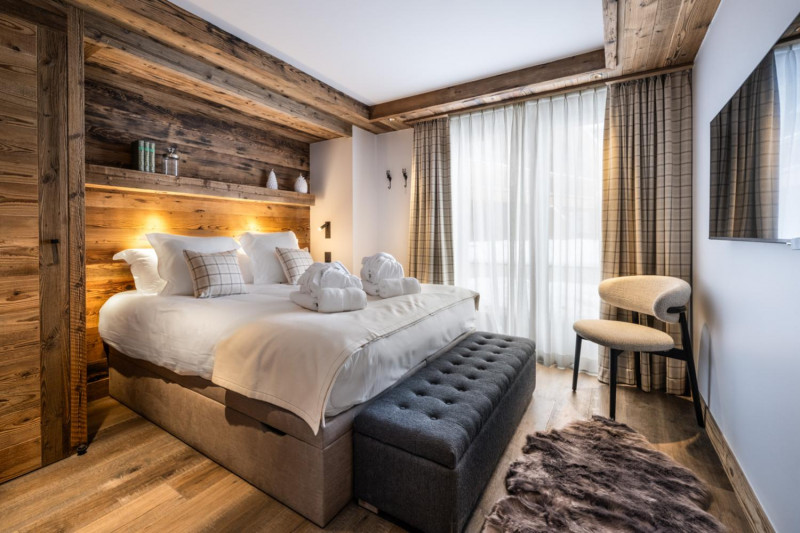 falcon-meribel-philippe-gal-c21-031-753253