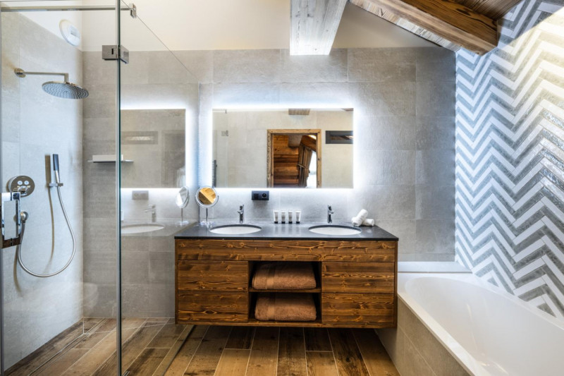 falcon-meribel-philippe-gal-f21-121-753420