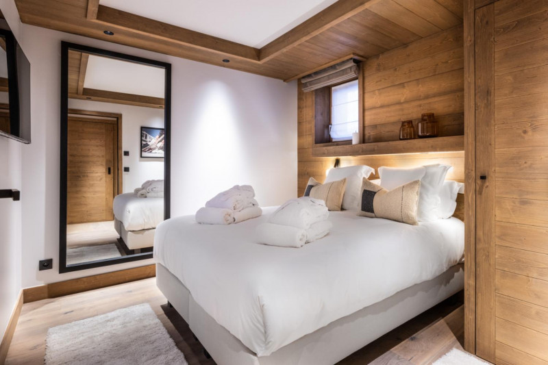 falcon-meribel-philippe-gal-g11-006-753439