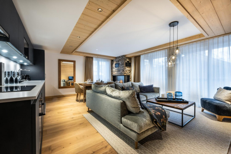 falcon-meribel-philippe-gal-g12-040-753445