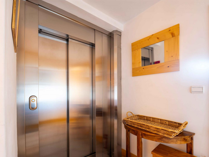 fe0b0b94-384f-4cc5-a8b3-231d95da743e-1451567