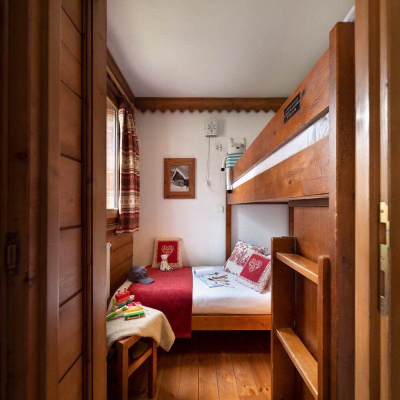 ginabelle-chamonix-bedroom-3-1460762