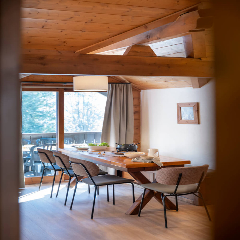 ginabelle-chamonix-dining-area-1460777 ginabelle-chamonix-dining-area-1460777
