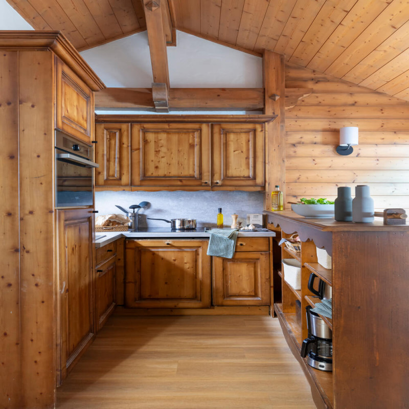 ginabelle-chamonix-kitchen-2-1460780 ginabelle-chamonix-kitchen-2-1460780