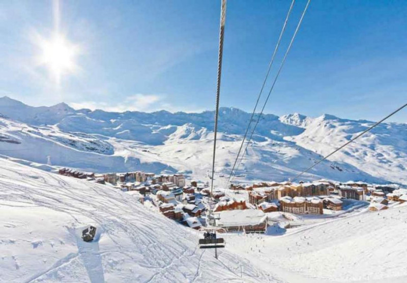 img-2-chalets-cocoon-appartement-luxe-5-etoiles-skis-aux-pieds-bord-de-piste-val-thorens-768x534-1463484 img-2-chalets-cocoon-appartement-luxe-5-etoiles-skis-aux-pieds-bord-de-piste-val-thorens-768x534-1463484