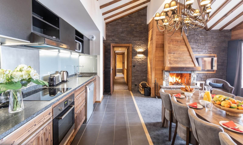 kitchen-diner-apt-8pax-chalet-altitude-vt-263983