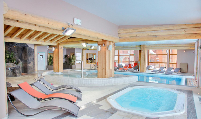 les-balcons-de-val-thorens-val-thorens-swimming-pool-2-306190