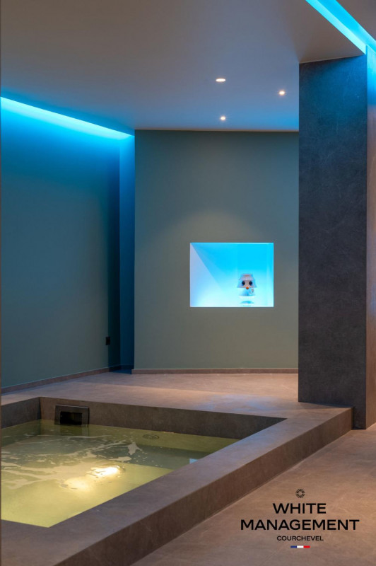 lofsnow-chalet-14-people-courchevel-1850-bellec-te-1-13-1464101
