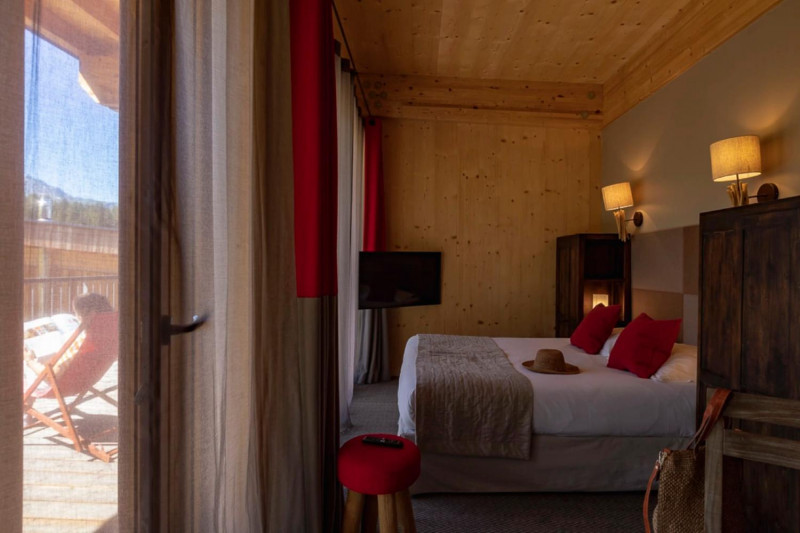 lrie9wrysc4vjqqlafq6-1451892