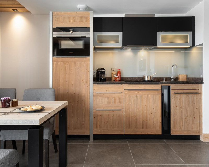 manaka-la-plagne-2p4p-kitchen-776035