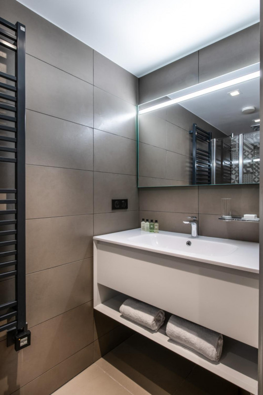 manali-lodge-indrasan-janv20-06-761113 manali-lodge-indrasan-janv20-06-761113