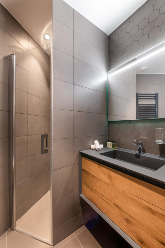 manali-lodge-makalu-janv20-12-768559 manali-lodge-makalu-janv20-12-768559