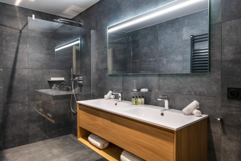 manali-lodge-punsum-dec19-02-768629