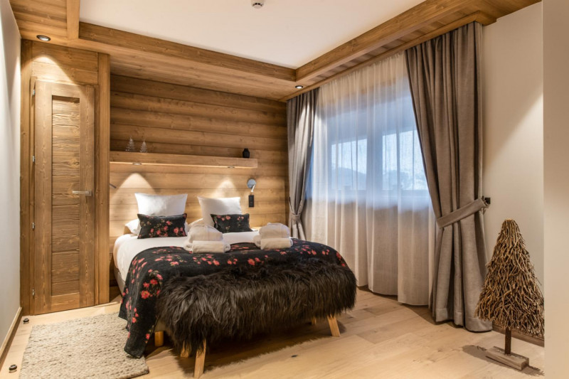 manali-lodge-yangra-dec19-01-768644