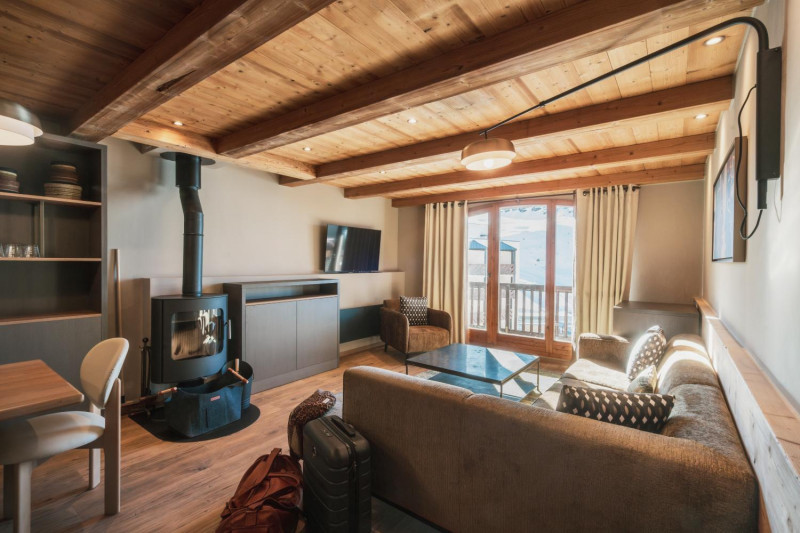 oxalys-vt-06-3pc6-living-area-326174