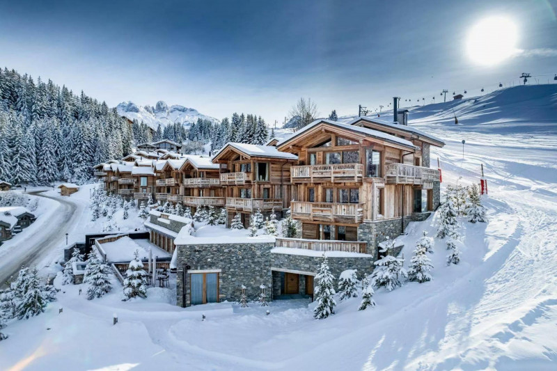 photos-bien-2120-on-the-slope-exterior-shot-ultima-courchevel-belveadeare-1450304
