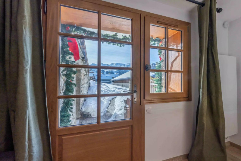 photos-bien-3975-30-le-rocher-a-loc-meribel-cimalpes-web-5-1450218