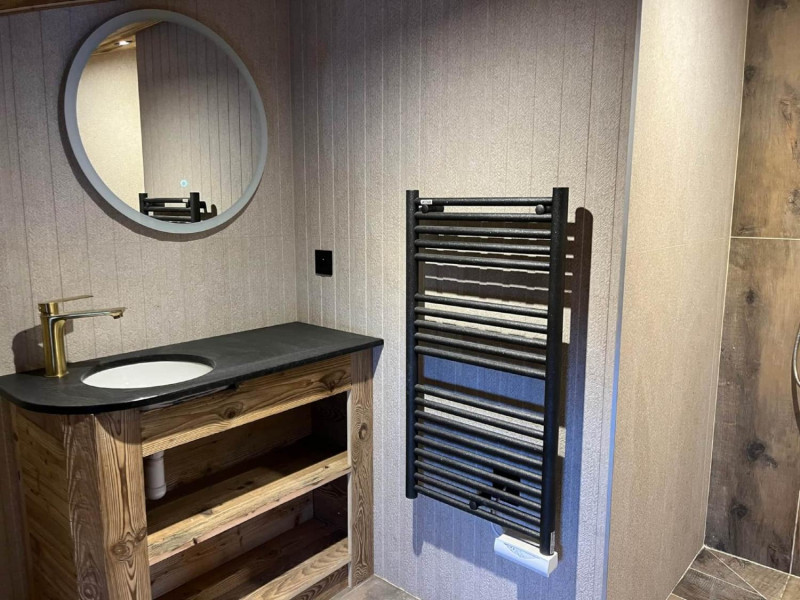 riva-bathroom-2025-02-13-104414-atst-1450029