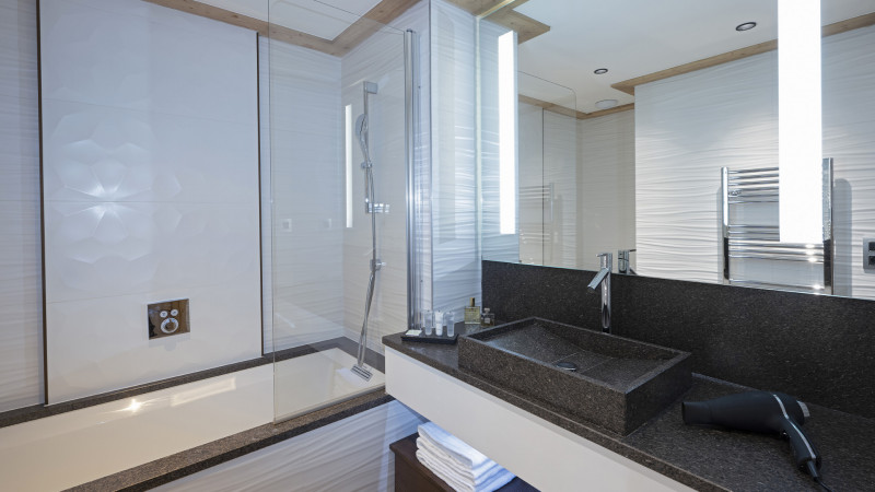 salle-de-bains-appartement-residence-anitea-mgm-hotels-residences-31087-73