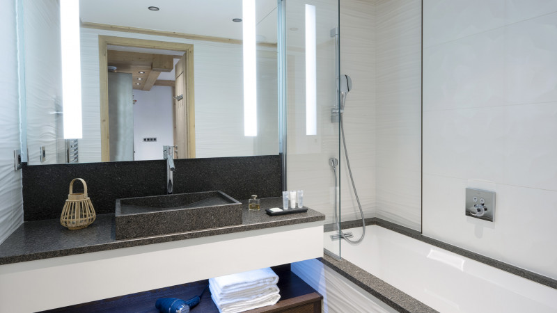 salle-de-bains-appartement-residence-anitea-mgm-hotels-residences-31098-88