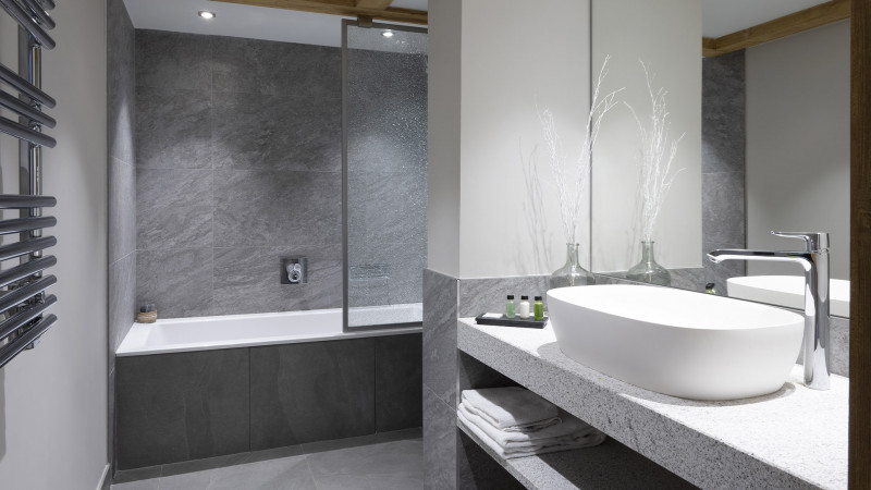 salle-de-bains-appartement-residence-chalets-elena-mgm-hotels-residences-19797-146