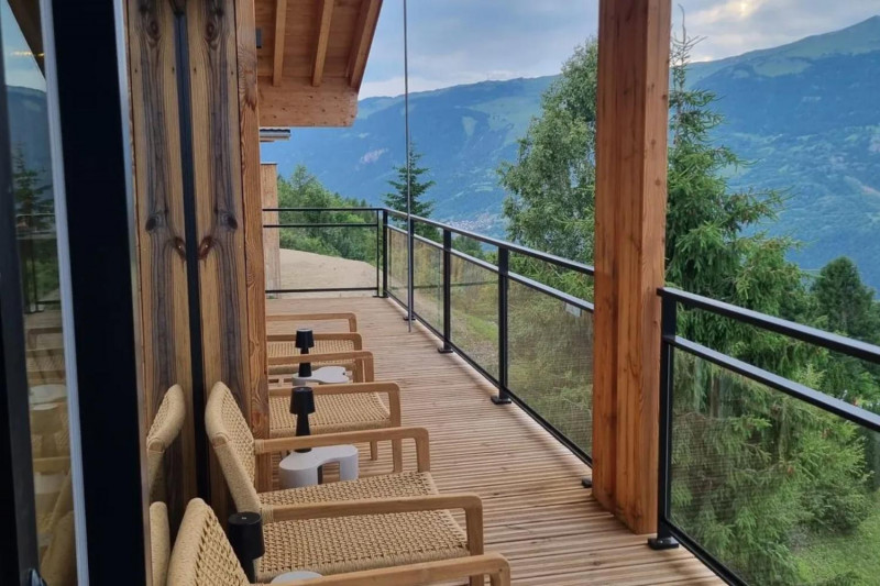 sublime-chalet-16-personnes-avec-sauna-jacuzzi-12-1464646 sublime-chalet-16-personnes-avec-sauna-jacuzzi-12-1464646