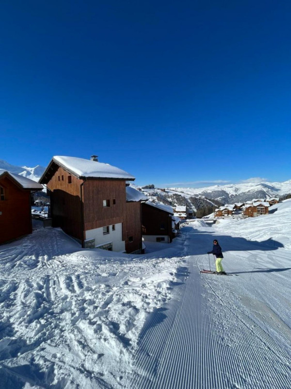 topaz-doorstep-skiing-1450041