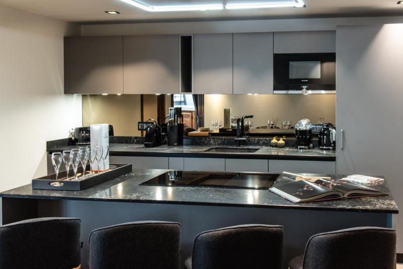 vail-lodge-val-disere-a12-102-760955