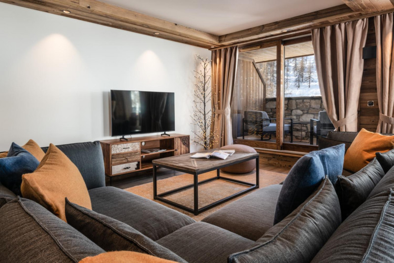 vail-lodge-val-disere-b31-027-761026