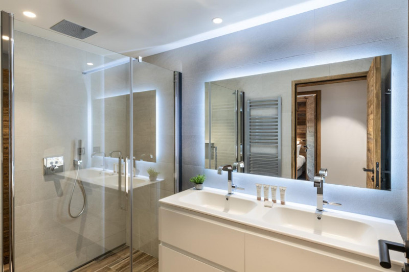 vail-lodge-val-disere-b31-085-761040