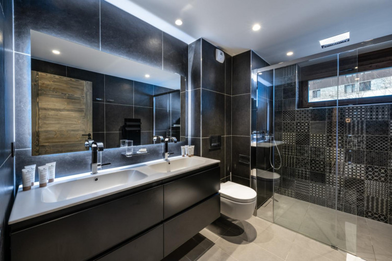 vail-lodge-val-disere-b41-021-761070