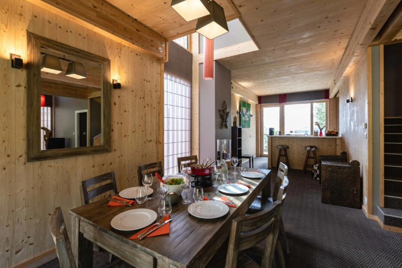 xddcgvtc6orbxxmr8rhi-1451899