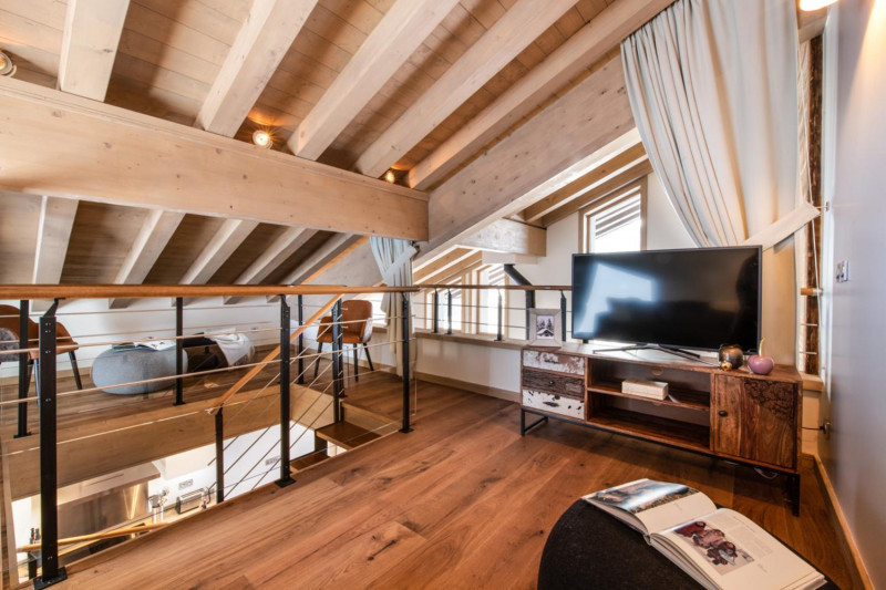 yellowstone-lodge-chalet4-008-791107 yellowstone-lodge-chalet4-008-791107