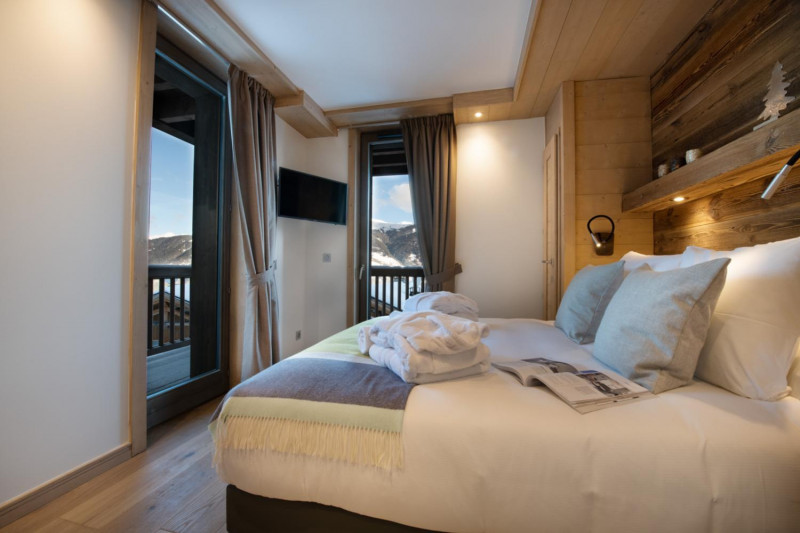 yellowstone-lodge-chalet4-015-791113 yellowstone-lodge-chalet4-015-791113