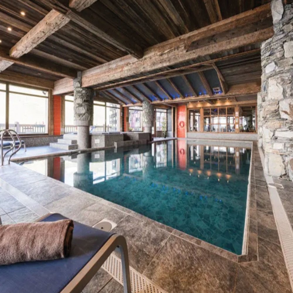 neveda-tignes-swimpool-1460926