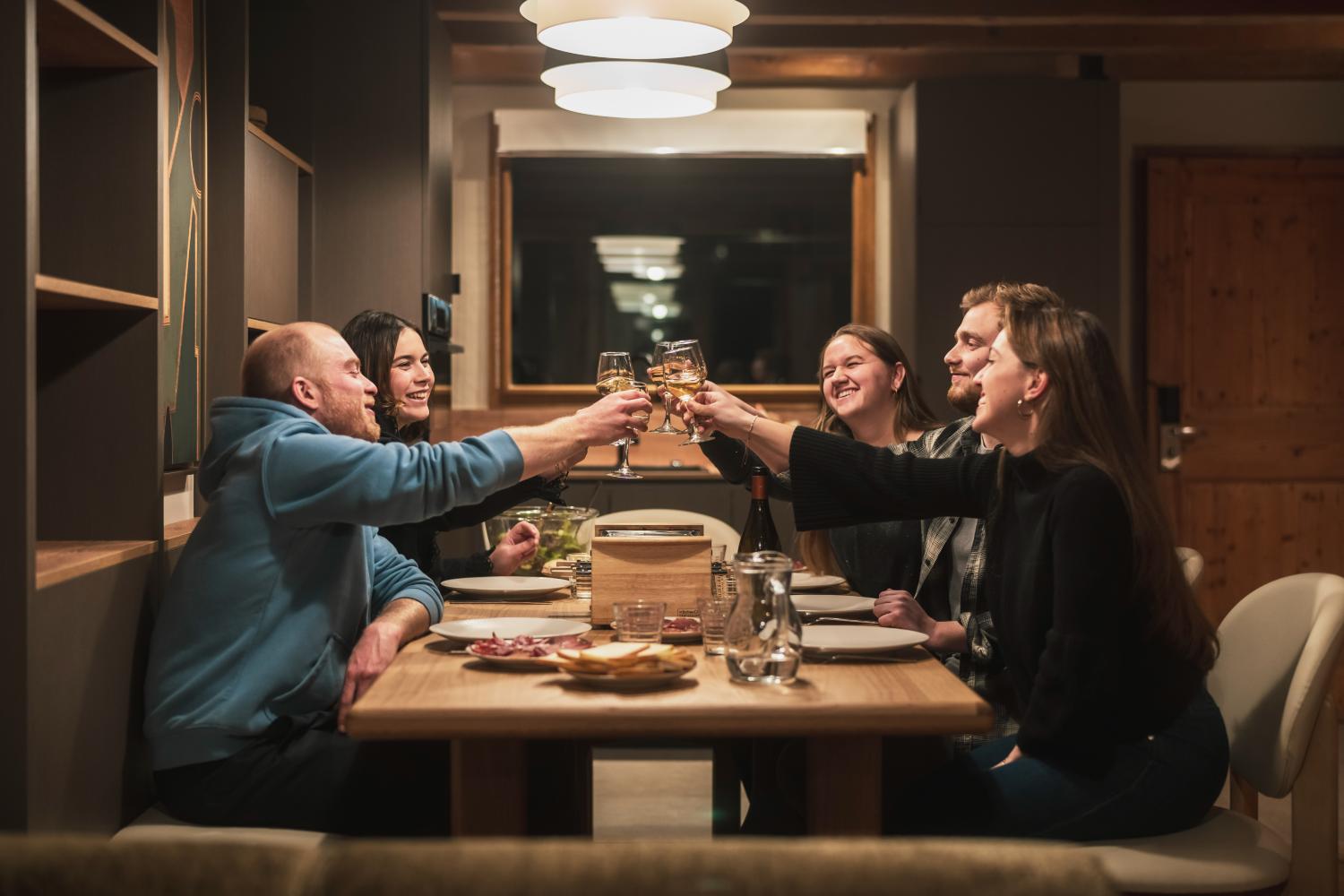 oxalys-vt-18-5pve-dining-table-2-326237