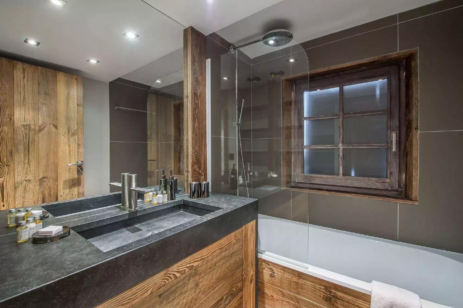 photos-bien-191-11-lerefugebathroom-1452482