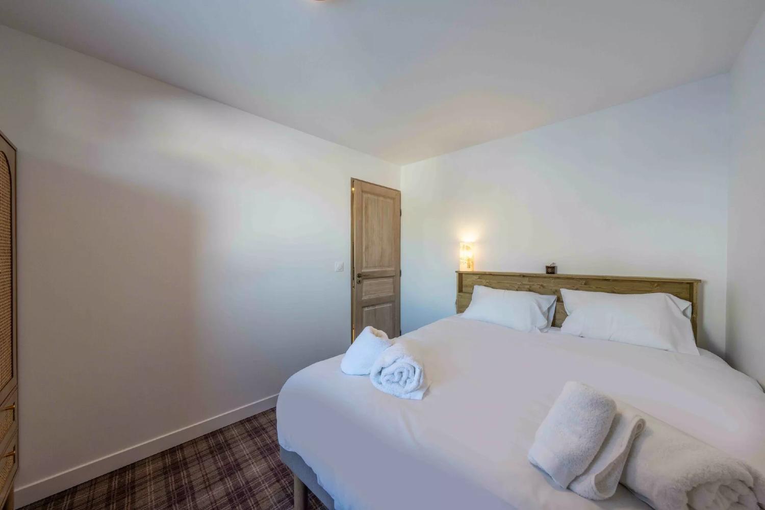 photos-bien-3976-50-le-rocher-b-loc-mgv-web-12-1450237