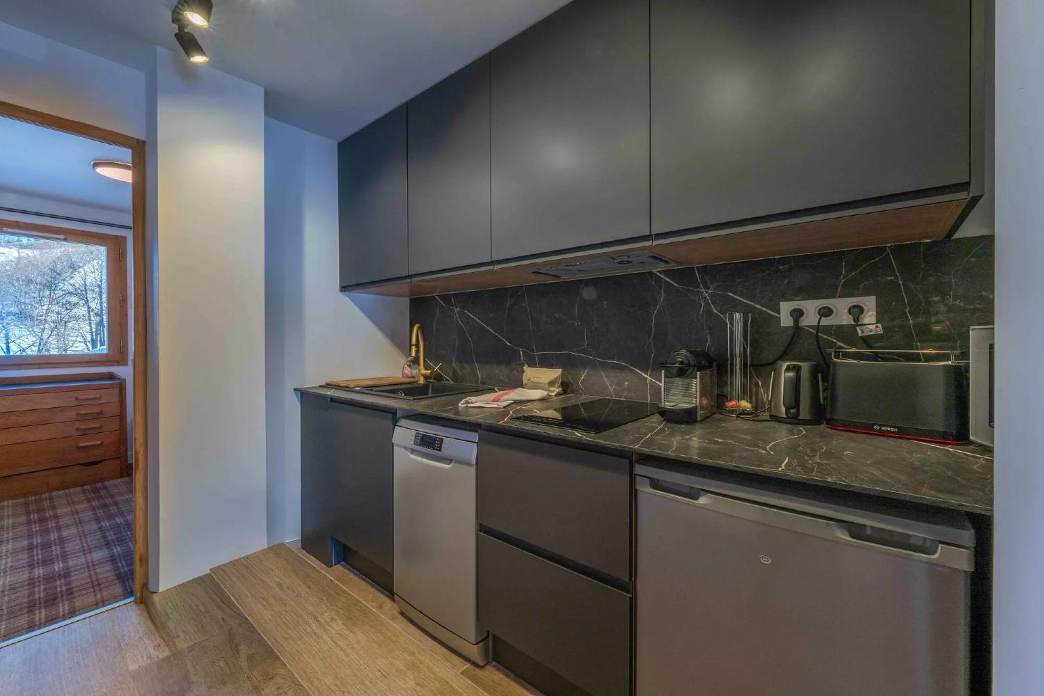 photos-bien-3976-50-le-rocher-b-loc-mgv-web-6-1450231