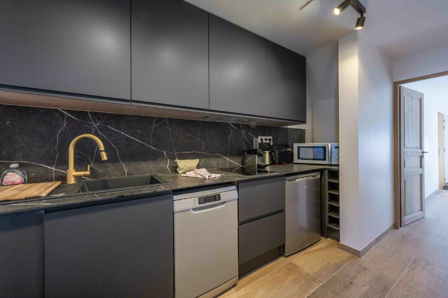 photos-bien-3976-50-le-rocher-b-loc-mgv-web-8-1450233